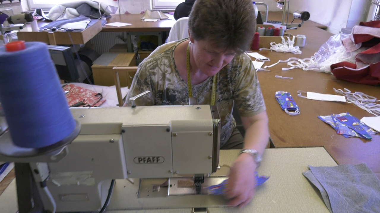 MEgional am 7. April 2020 mit einer Firma die Mundschutz herstellt MEgional am 7. April 2020 mit einer Firma die Mundschutz herstellt